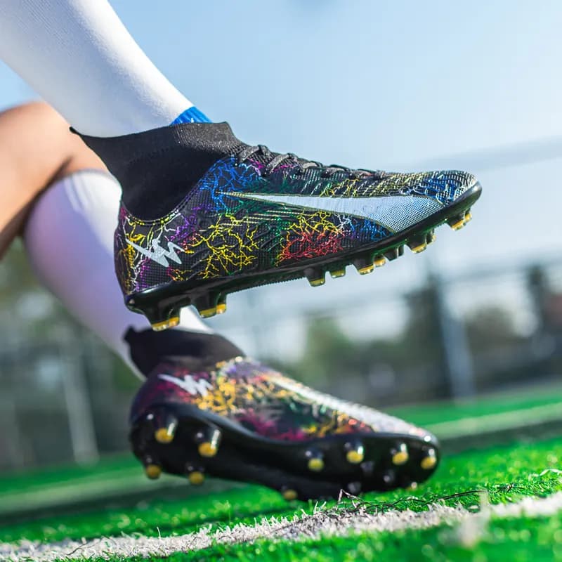 DOUBLE STAR 88 Breathable Lightweight Soccer Black Gold