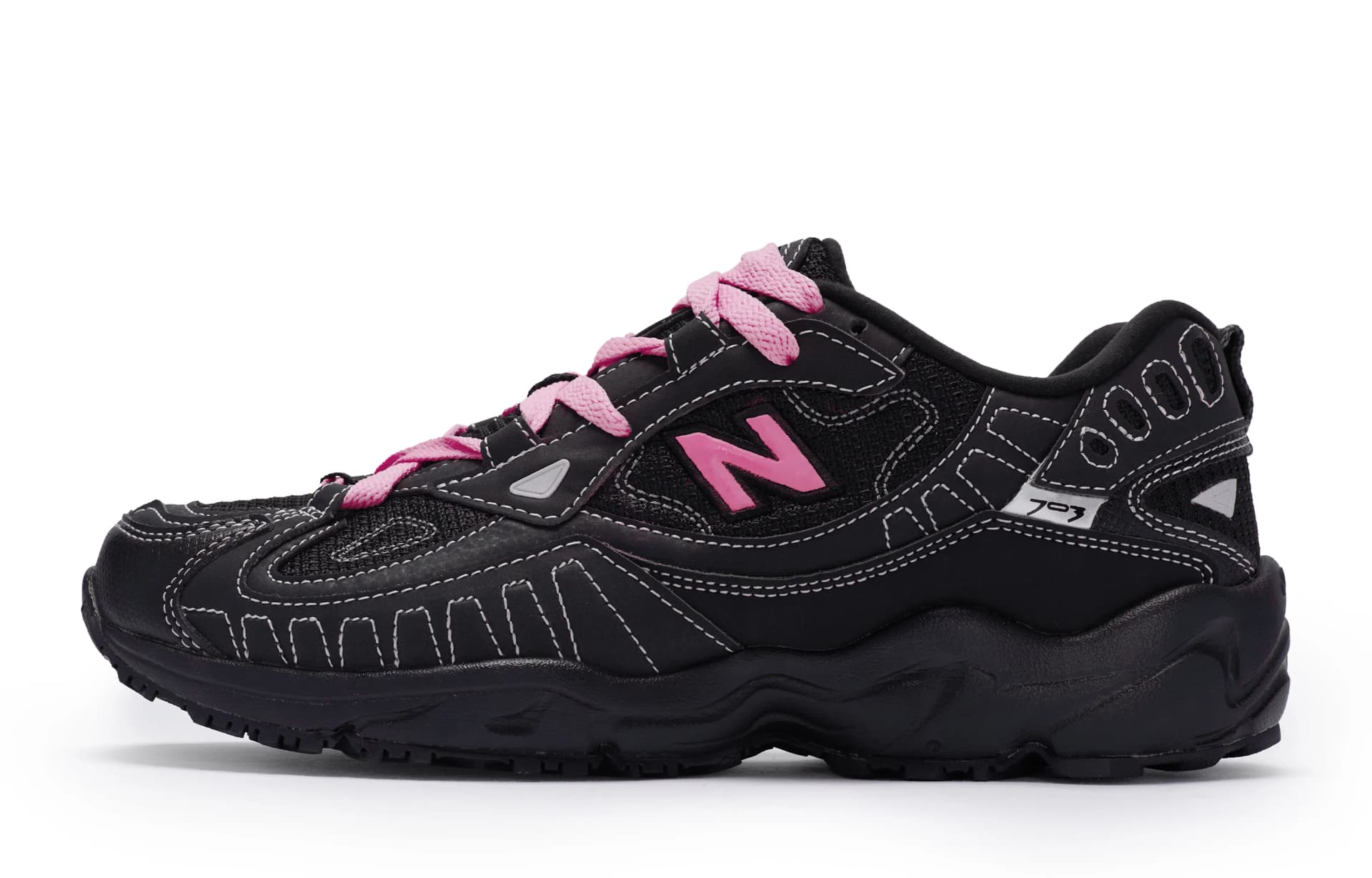 New Balance NB 703 Outdoor Black White Rose Red