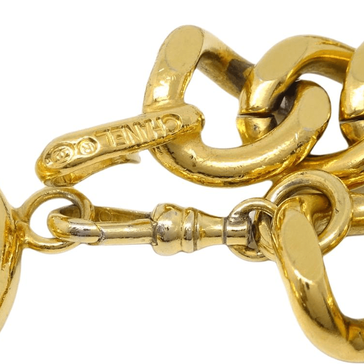CHANEL Pre Owned 1990 2000s Gold Plated Medallion Chain Belt