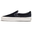 Vans on Canvas Black