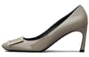 Roger Vivier Belle Vivier Trompette Patent Spool Heel 7cm Beige