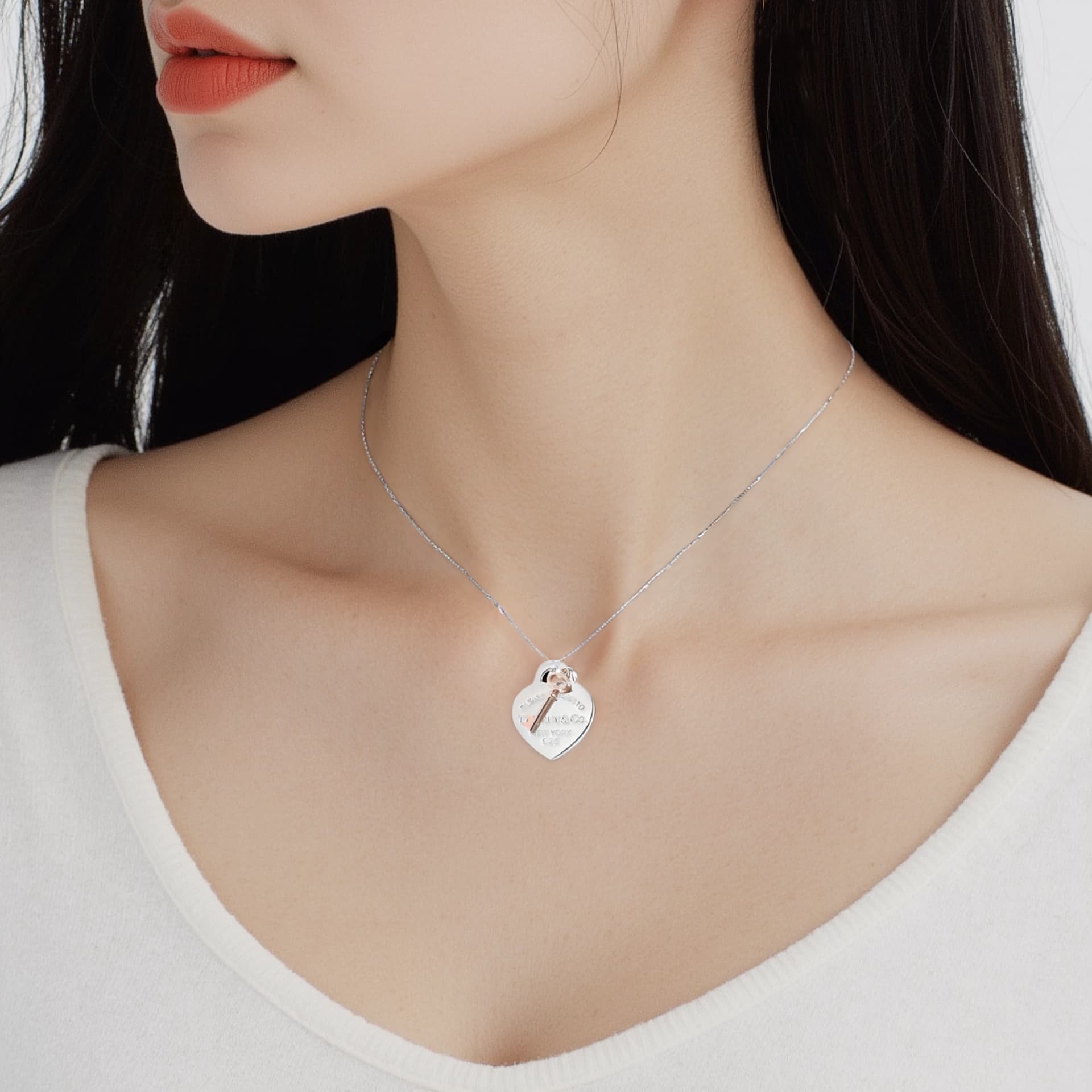 Tiffany & CO. 20002020 sterling silver Open Tear drop necklace