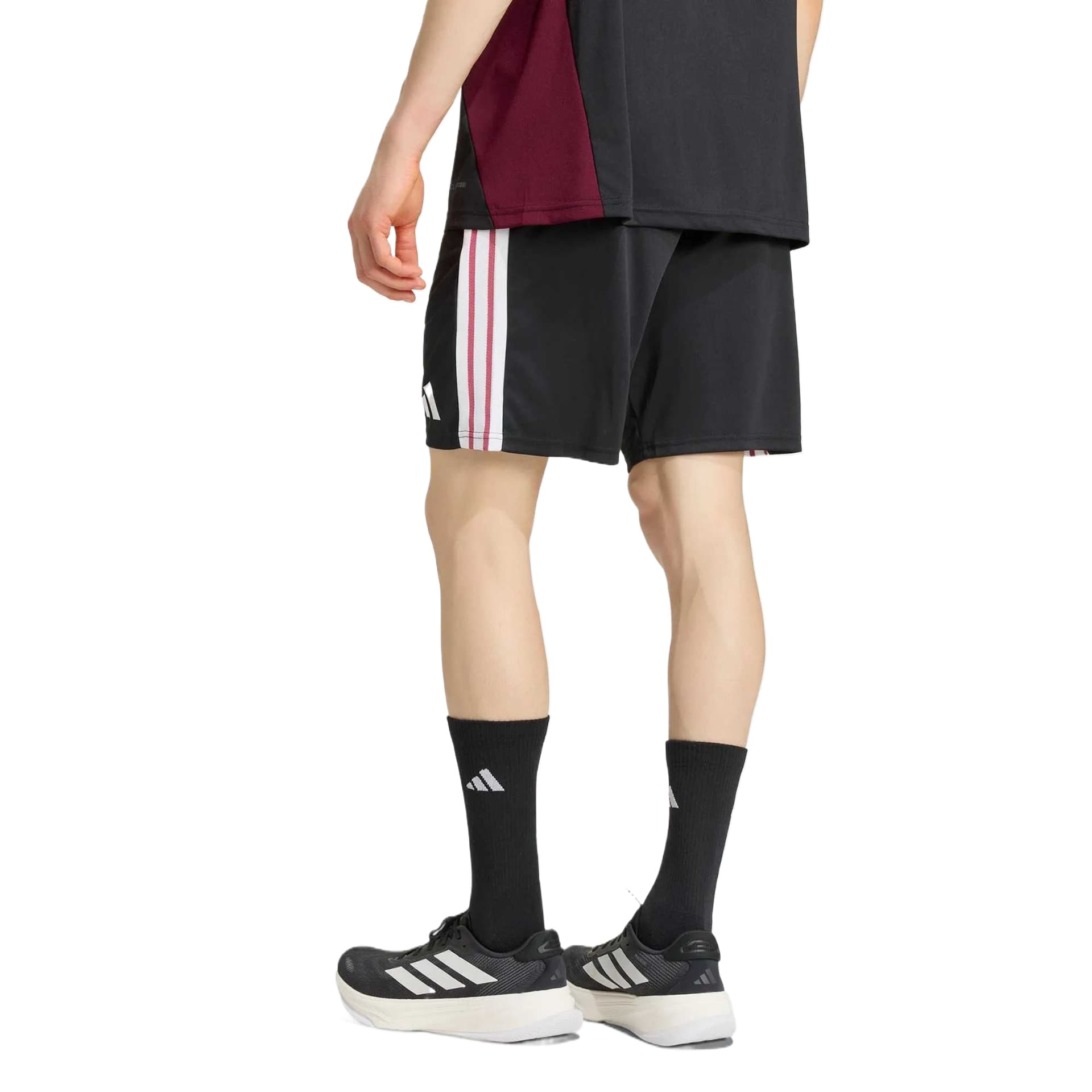 Adidas Black/White Moderate