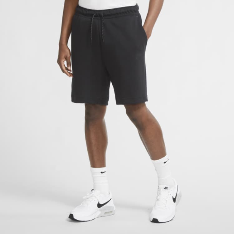 Nike Sports Black Moderate