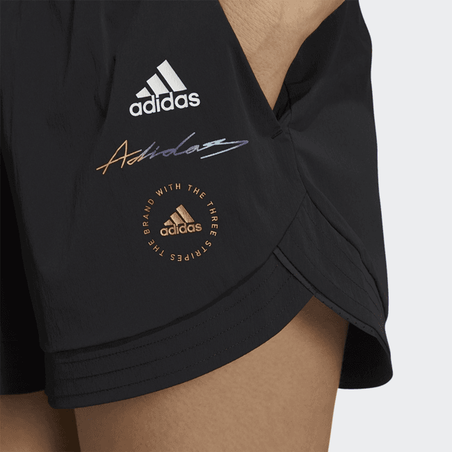 Adidas Black Moderate
