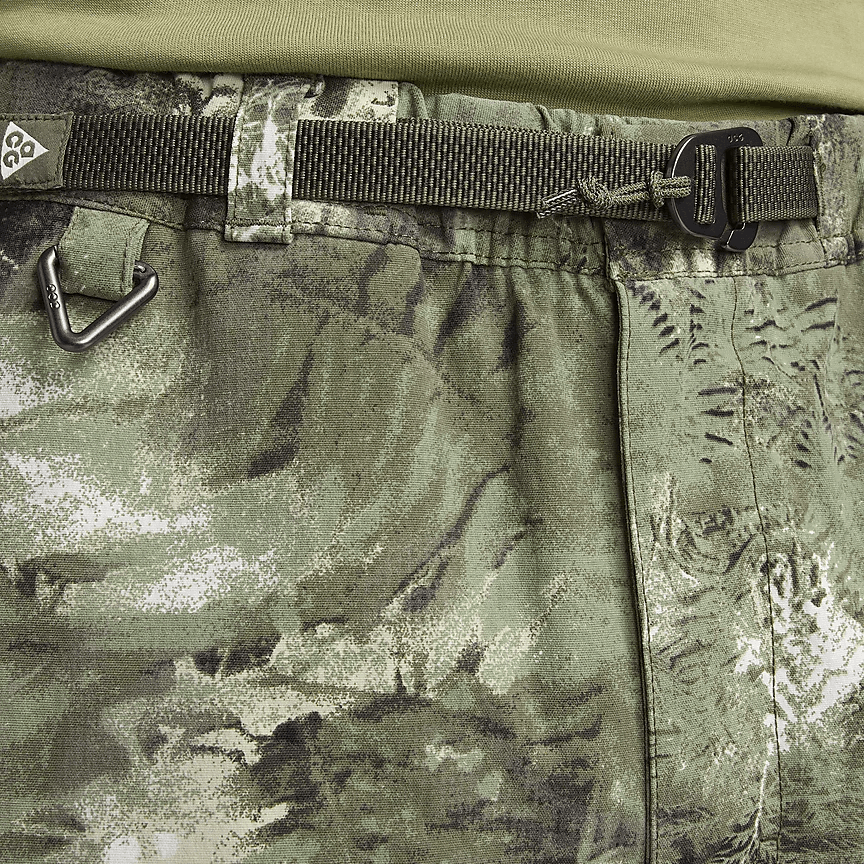 Nike ACG Cargo Oil Green