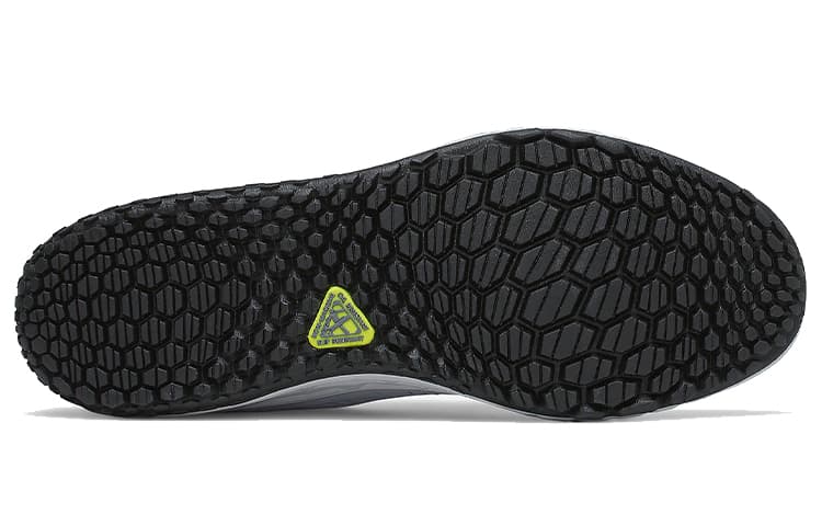 806 Wmns New Balancev1 'Light Cyclone'
