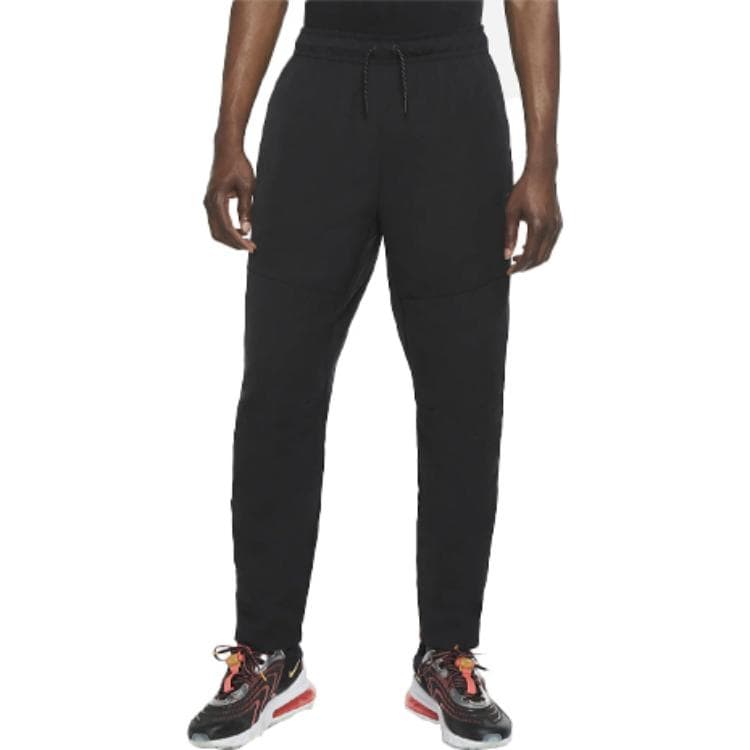 Nike Sportswear Essentials Sports Black Moderate