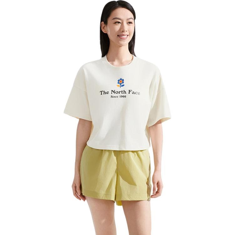 THE NORTH FACE Urban Exploration T Shirt Dune White