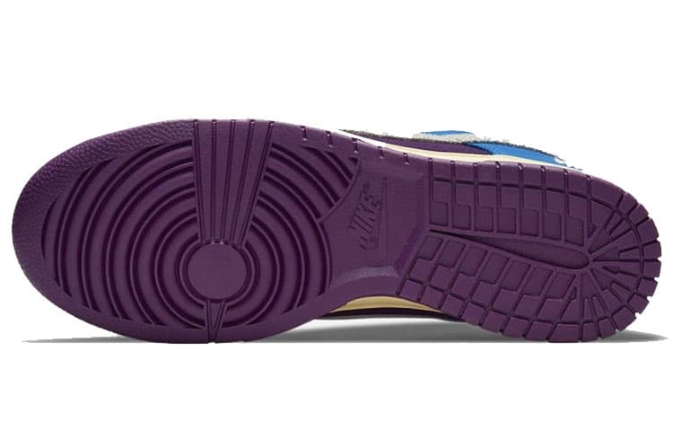 Nike X Undefeated Dunk Sp '5 On It'
