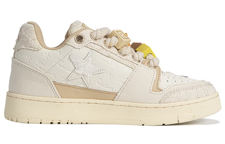 KAALIXTO Retro Jacquard 'Lace' Stars Beige
