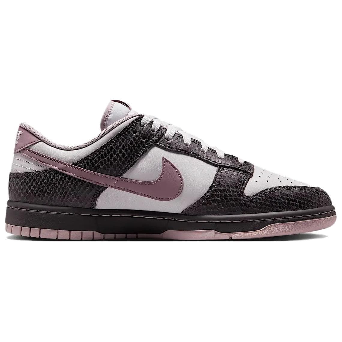 Nike Dunk Se Medium Ash Violet Snakeskin