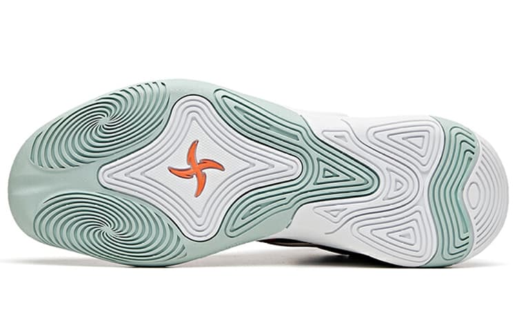 Anta Speedy Decision