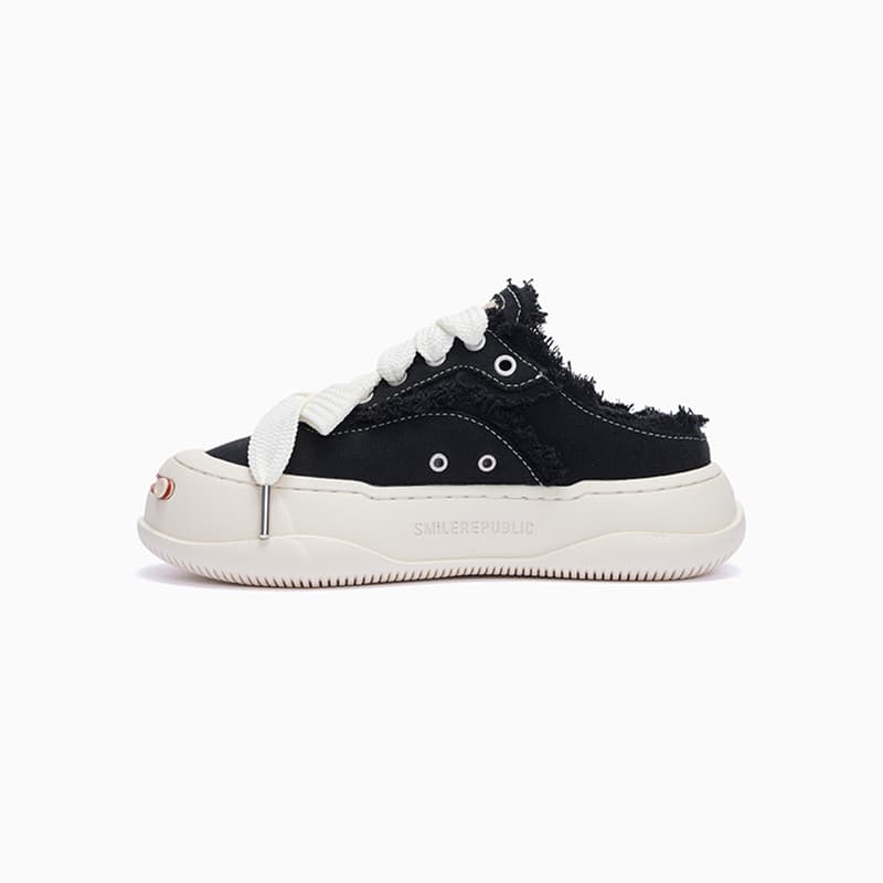 SMILEREPUBLIC Open Ended Smiling Collection Canvas Black