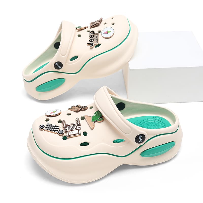 Jeep Clogs