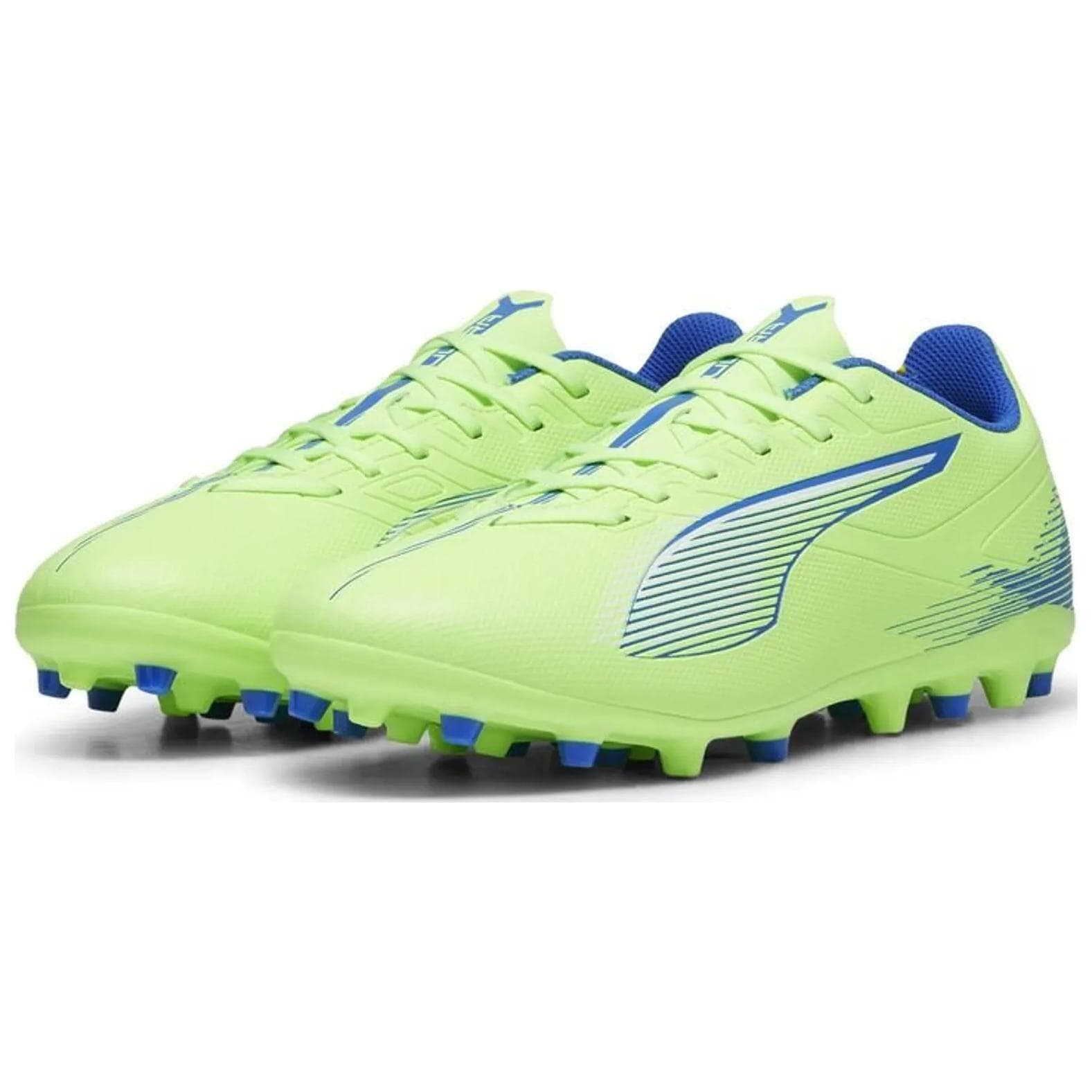 PUMA Ultra 5 Play Soccer Green