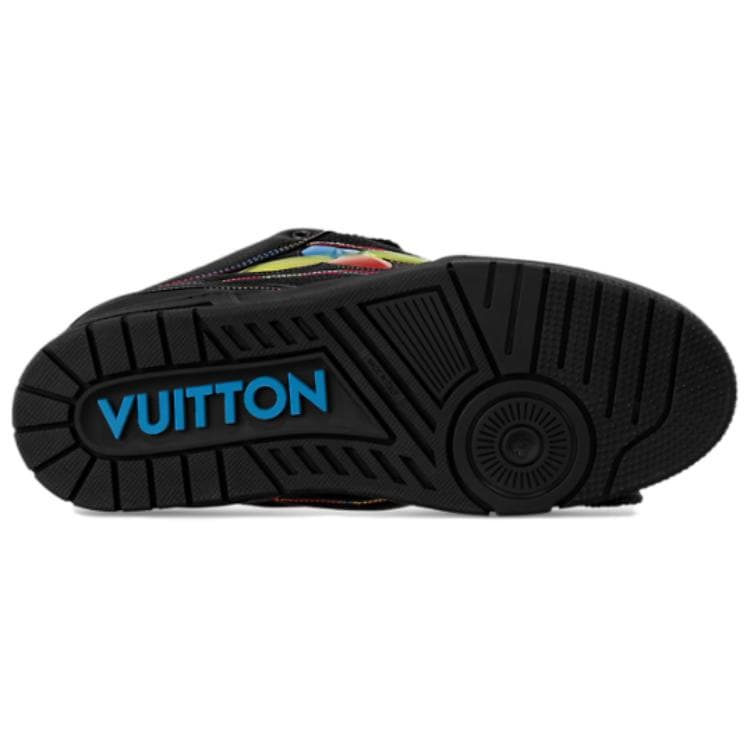 LOUIS VUITTON Skate Cow Black