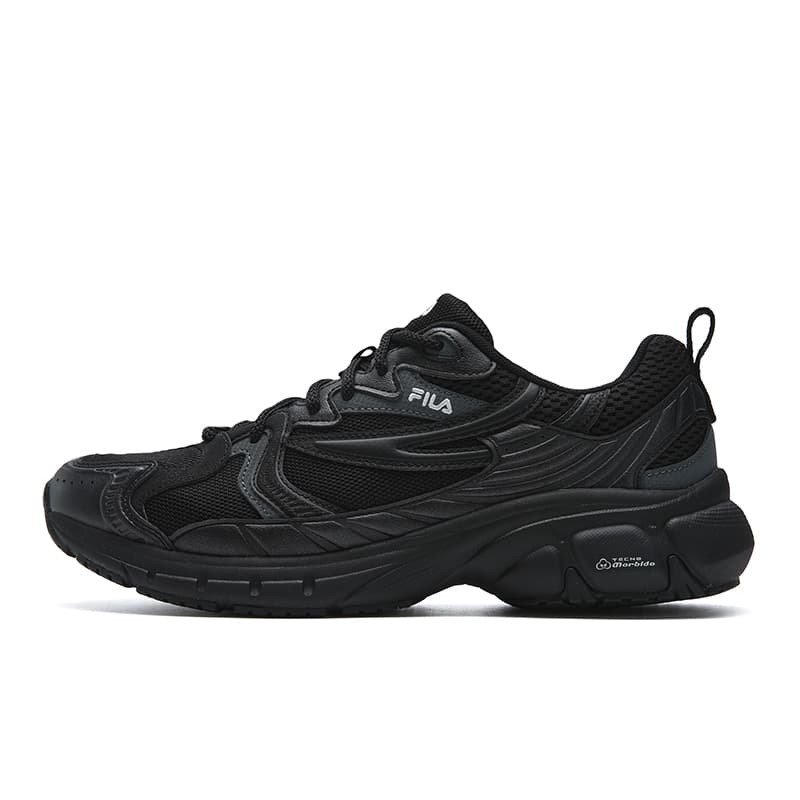 FILA MATTRUN Breathable Lightweight Height Increasing Chunky Black