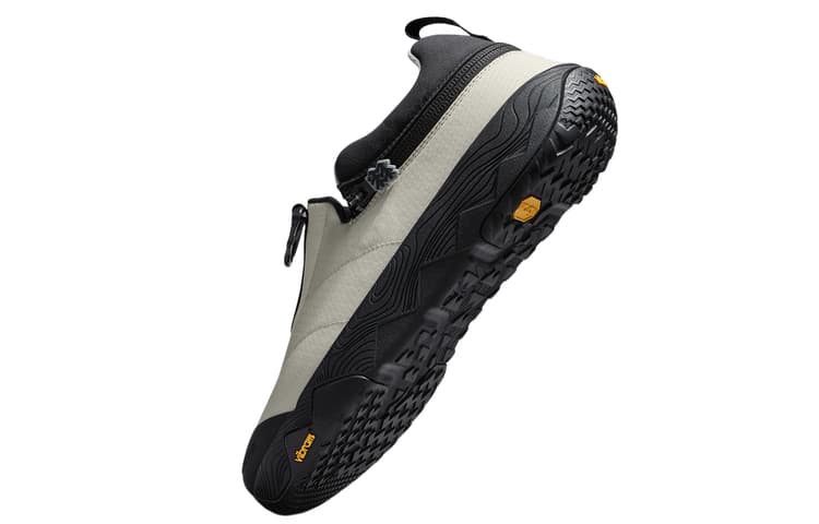 KOLON SPORT Lowtop Beige Black AM, Black BK, White Black OW