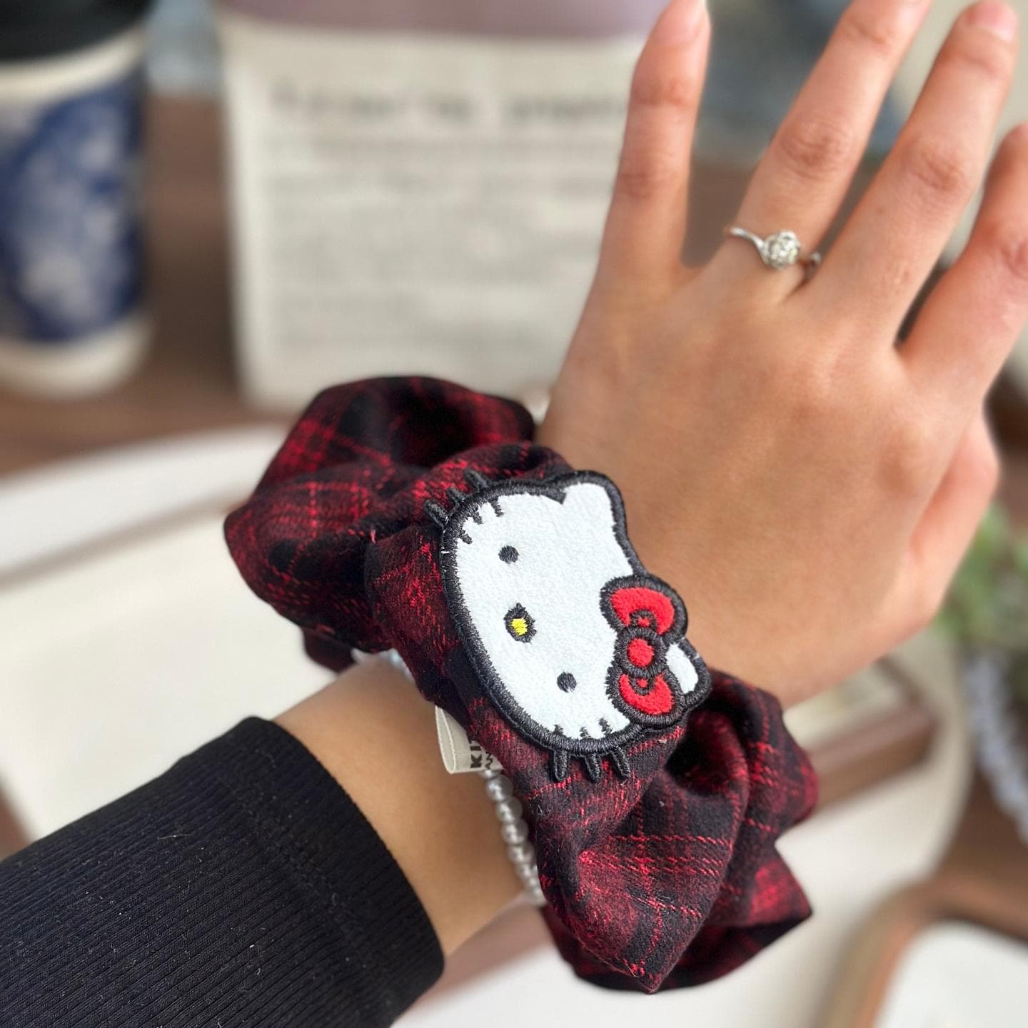 Sanrio Hello Kitty Linen Hair Tie