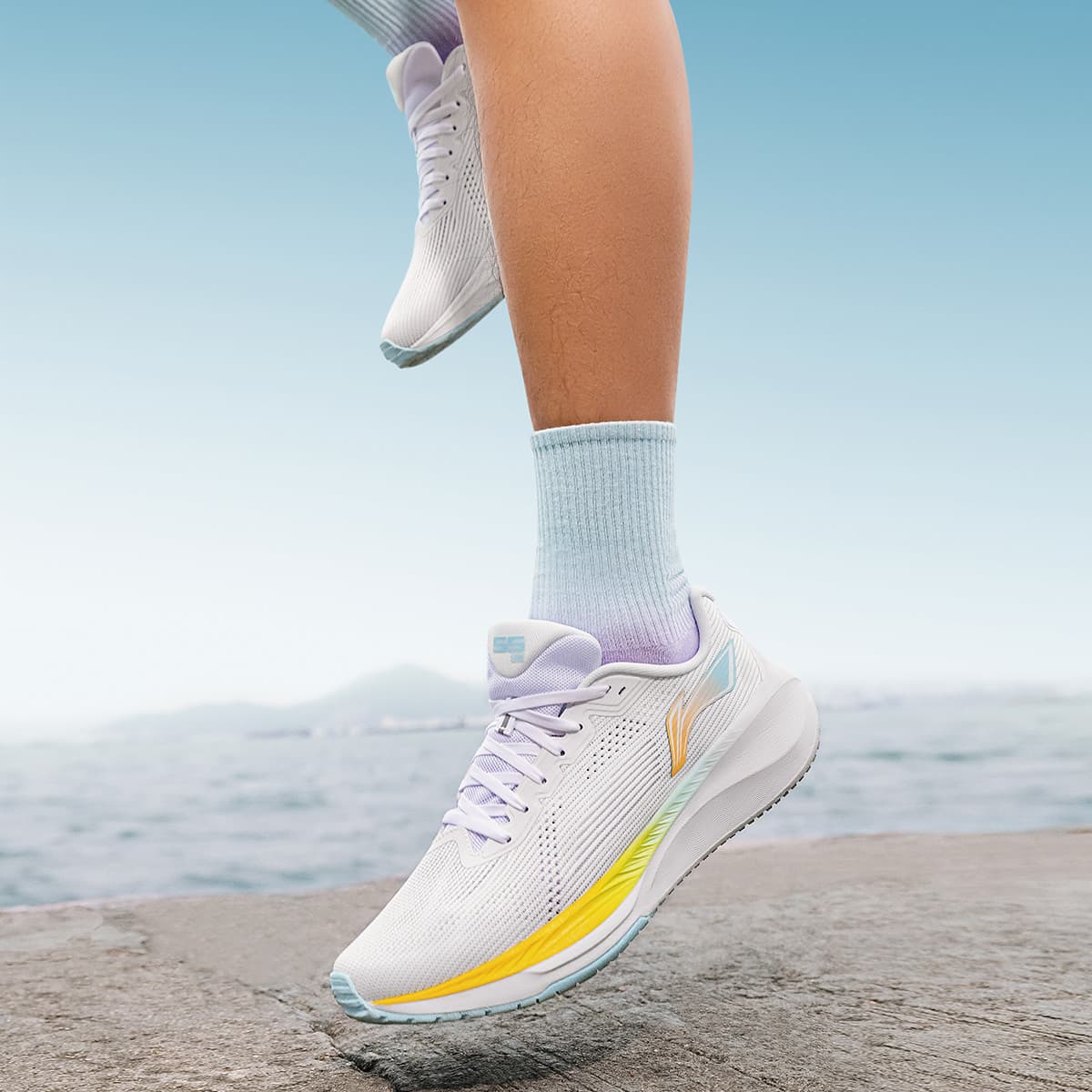 Li Ning Version 2.0 Fabric Rubber+EVA Standard White