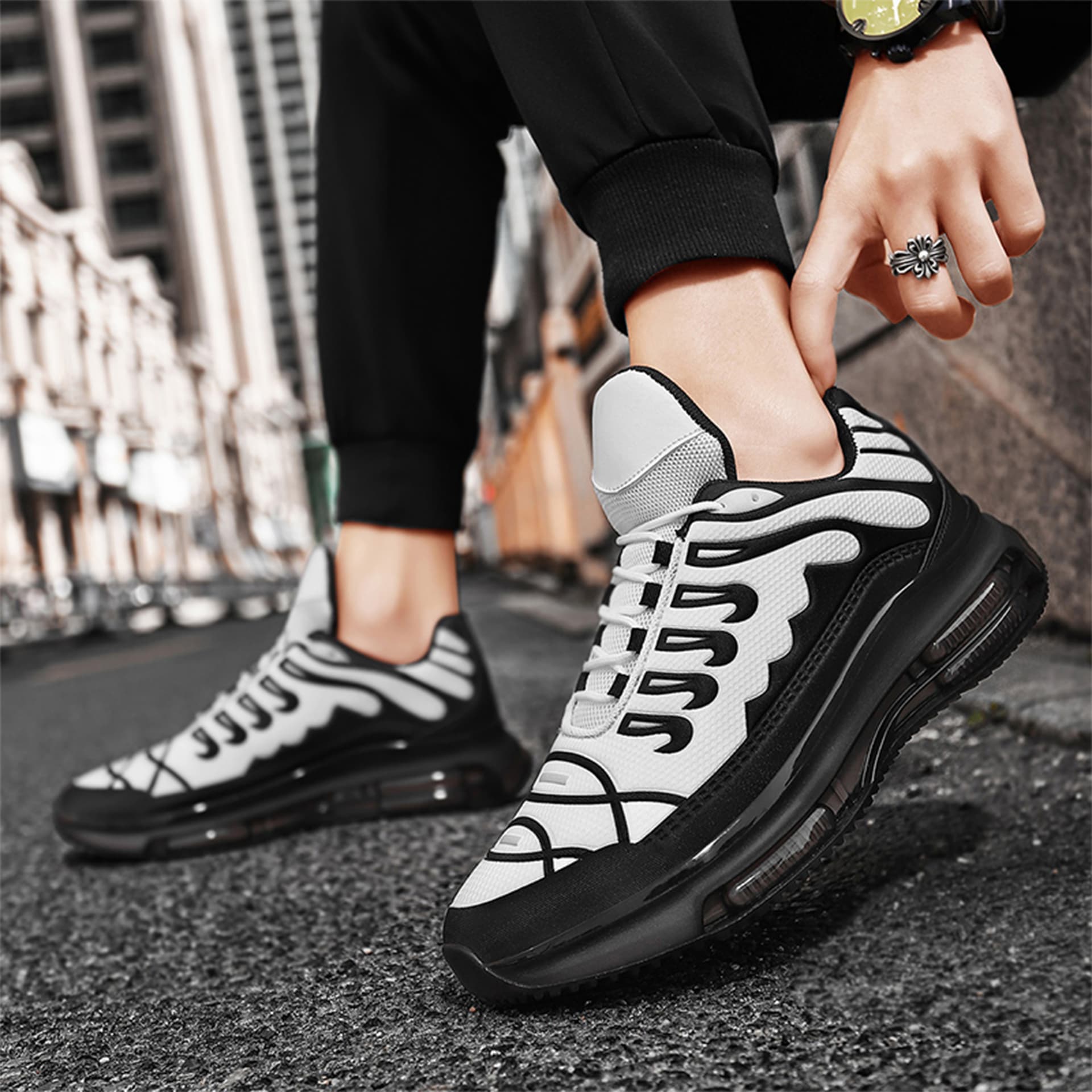 URBAN AUTHENTIC Black Red/Black White