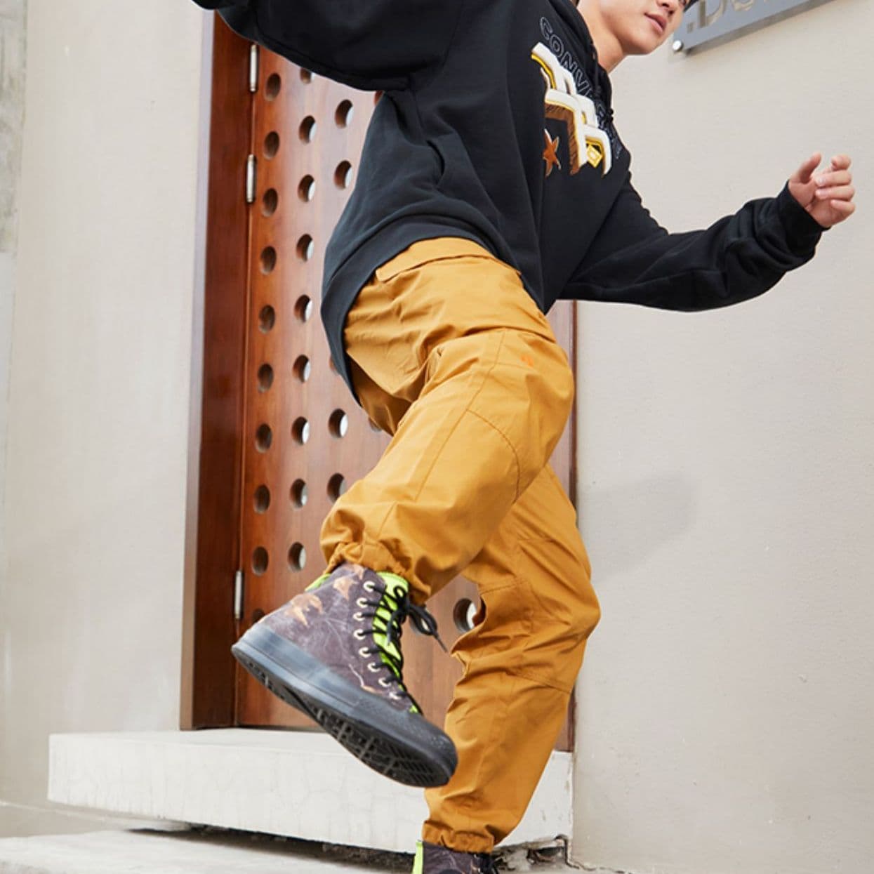 Converse Sweatshirts Black Hooded Thickened Regular