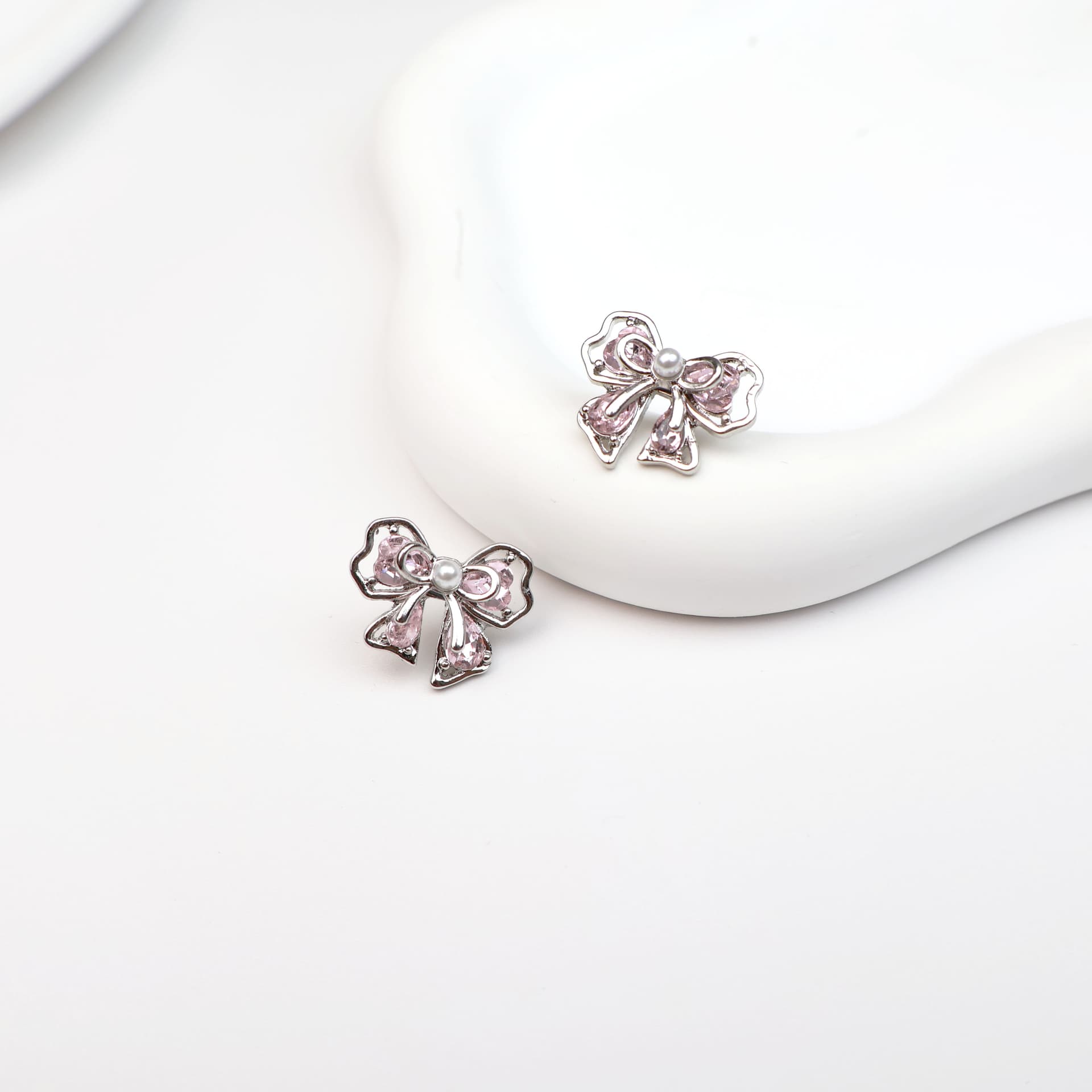 IOTS Alloy Stud Earrings