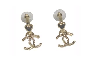 CHANEL Cc Logo Heart Drop Earrings