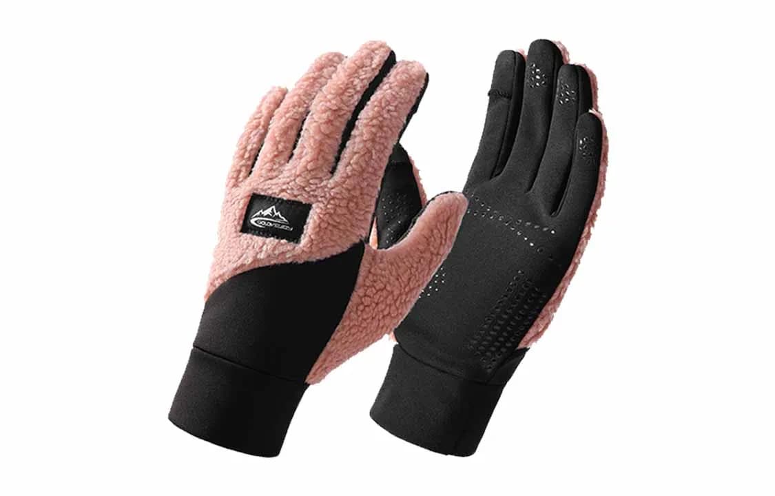 US8ACC Ski Men Magenta contrast plush cycling